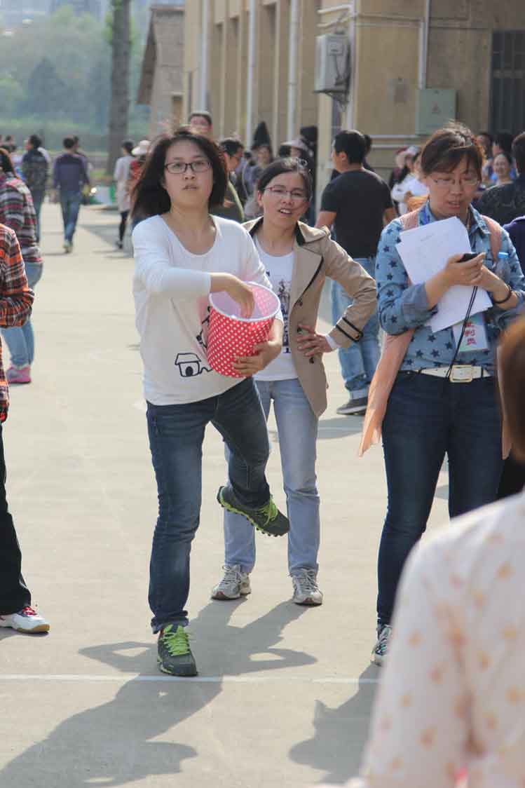 PG体育-PG体育（中国）官方在线农化员工积极参加院趣味运动会